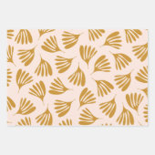 Bleke Blush en Mosterd Wisp Leaves Eigentijds Inpakpapier Vel (Voorkant)