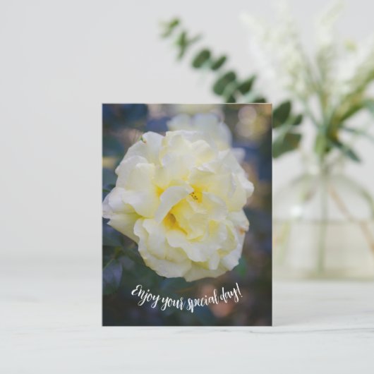 Bleke gele roos briefkaart (Staand voorkant)