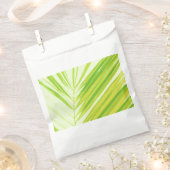 Bleke groene palmbladeren bedankzakje (Geknipt)