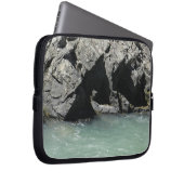 Bleke groene rivier granieten kliffen laptop Hoesj Laptop Sleeve (Voorkant Rechts)