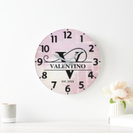 Bleke lavendel distressed V monogram Grote Klok