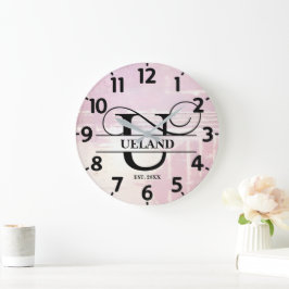 Bleke Lavendel Vervaardigde U Monogram Grote Klok