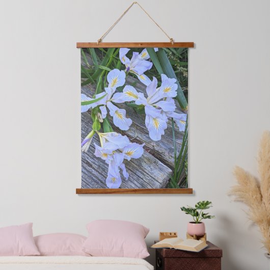 Bleke Paarse Iris Bloemen Hangend Wandkleed (Slaapkamer)