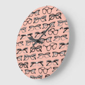 Bleke roze bril, eigeel, eierkleding grote klok (Hoek)