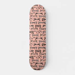 Bleke roze bril, eigeel, eierkleding persoonlijk skateboard