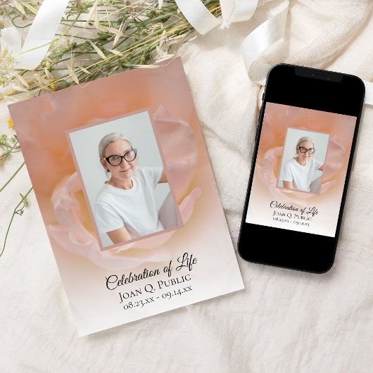 Bleke Roze Roze Bloem Viering van het Leven Kaart