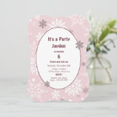 Bleke uitnodiging voor winterfeest op sneeuw (Staand voorkant)