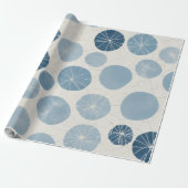 Blender met blauwe polka stippen cadeaupapier (Uitgerold)
