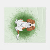Blenheim Cavalier King Charles Spaniel Op Groen Fleece Deken (Voorkant (Horizontaal))