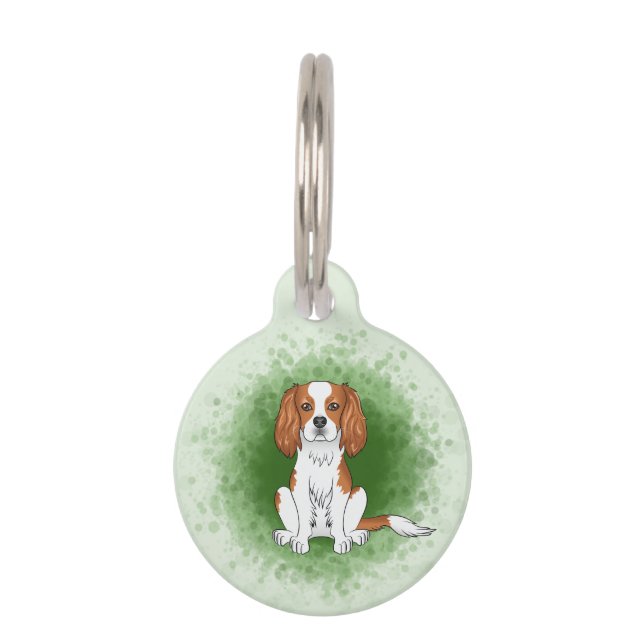Blenheim Cavalier King Charles Spaniel Op Groen Huisdierpenning (Voorkant)