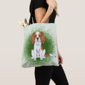Blenheim Cavalier King Charles Spaniel Op Groen Tote Bag (Dichtbij)