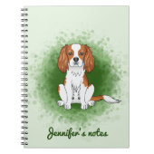 Blenheim Cavalier koning Charles spaniel over groe Notitieboek (Voorkant)