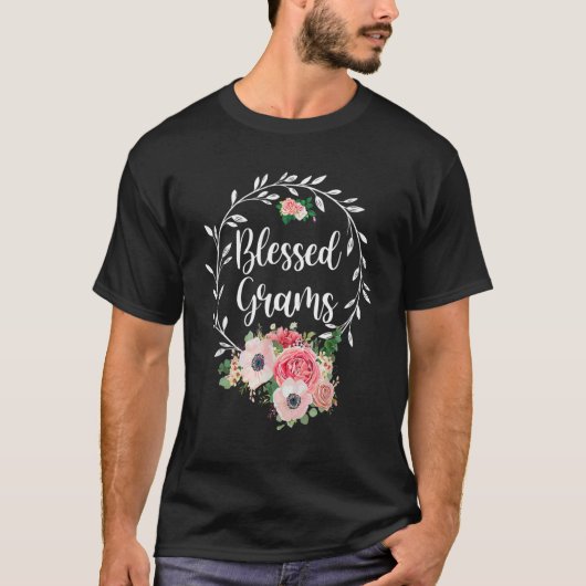 Blessed Grams Flower Decor T-shirt (Voorkant)