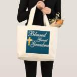 Blessed Great Grandma Floral Cross Christelijk Grote Tote Bag<br><div class="desc">Verdwenen grote oma Floral Cross Christelijke Baptisme Gift. Perfect gift voor je vader,  moeder,  papa,  mannen,  vrouwen,  vriend en familieleden op de dag van de Thanksgiving,  kerstdag,  Moederdag,  vaderdag,  4 juli,  1776 Onafhankelijke dag,  Veteranendag,  Halloween Dag,  Patrick's Day</div>