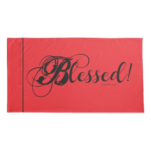 Blessed! Pillow Case Set (Red) Kussensloop (Achterkant-Links)