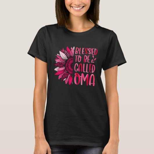 Blessed To Be Called Oma Cute Floral Women Mothers T-shirt (Voorkant)