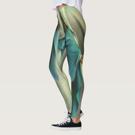 Blessed Virgin Mary Leggings (Links)