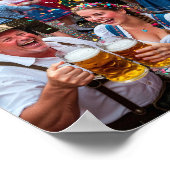 Blij Bavariaans Oktoberfest Scène Poster (Hoek)
