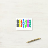 Blij Belarus Kleurrijke Letters Post-it® Notes (Op bureau)