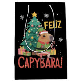 Blij Capybara Elf Kerstmis Kerstboom  Medium Cadeauzakje (Voorkant)