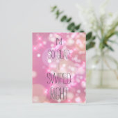 Blij dat ik naar rechts geswiped Grappige Roze Spa Briefkaart (Staand voorkant)