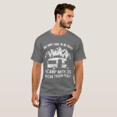 Blij Kampeerder Camping Liefhebbers Grappig Kampee T-shirt (Voorkant volledig)