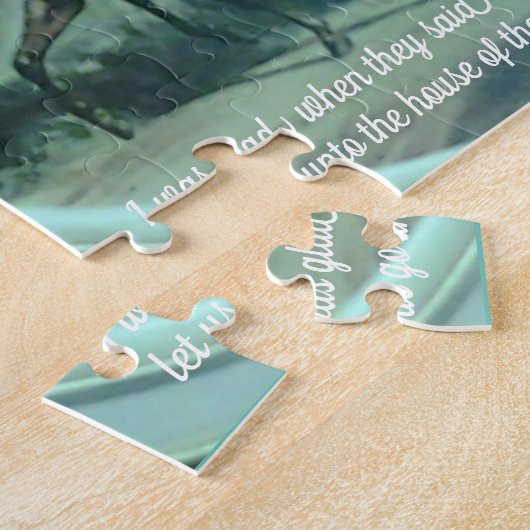 Blij om naar de kerk te gaan legpuzzel (Zijkant)