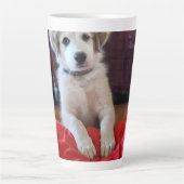 Blijde Pup! Latte Mok (Voorkant)