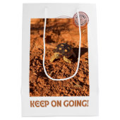 Blijf doorgaan Motivatie coddiwompling schildpad Medium Cadeauzakje (Achterkant)