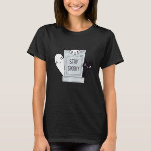 Blijf eng eng schattige kat en spook in een begraa t-shirt