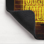 Blijf gehydrateerd Neon Yellow Sign Muismat (Hoek)