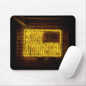 Blijf gehydrateerd Neon Yellow Sign Muismat (Met muis)