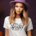 Blijf griezelige heksen heks Halloween grappig T-shirt<br><div class="desc">Evoceer de betovering van Halloween met onze 'Stay Spooky Witches' grappige t-shirts. Duik in een wereld van slechte humor en griezelige stijl, terwijl je het griezeligste seizoen viert. Vier het seizoen met een vleugje humor, en maak een statement dat zowel griezelig als vermakelijk is. Een betoverende aanvulling op je Halloween...</div>