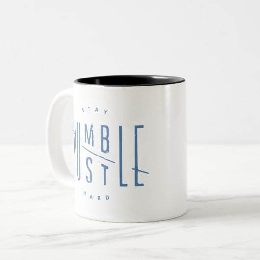 Blijf Humble, Hustle Hard Tweekleurige Koffiemok (Voorkant links)