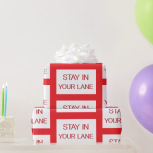 Blijf in je rijstrook Grappig verkeersbord Cadeaupapier