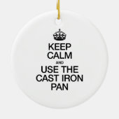 BLIJF KALM EN GEBRUIK DE GEESTIJZEREN PAN KERAMISCH ORNAMENT (Achterkant)