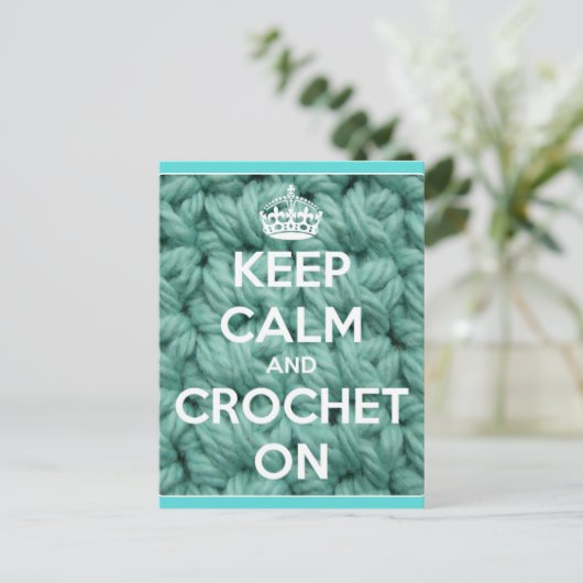 Blijf kalm en haak op blauw briefkaart (Staand voorkant)