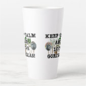 "Blijf kalm en hou van gorilla's Latte Mok (Voorkant)
