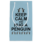 Blijf Kalm en Omhels een Pinguïn Cadeautas (Voorkant)