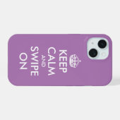 Blijf kalm en swipe op budget iPhone 15 Case (Achterkant horizontaal)