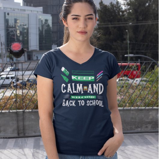 Blijf kalm en welkom terug op school t-shirt