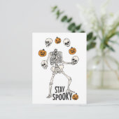 Blijf op de spits Funny Halloween Skeleton Skulls Briefkaart (Staand voorkant)