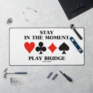 Blijf op het moment in de Play Bridge Vier Kaart-c Bureaumat