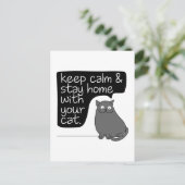 Blijf rustig en blijf thuis met uw kat briefkaart (Staand voorkant)