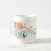 Blijf Speels Bubbel Letters Mok (Voorkant links)