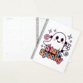 Blijf Spooky Groovy Ghost Retro Pastel Halloween Planner (Display)