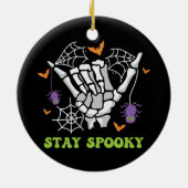 Blijf Spooky Halloween Skeleton Hand Keramisch Ornament (Achterkant)