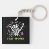 Blijf Spooky Halloween Skeleton Hand Sleutelhanger (Achterkant)