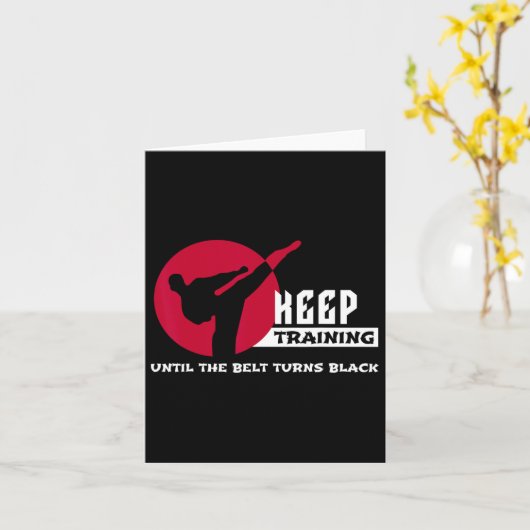 Blijf trainen tot de gordel zwart Karate wordt Kaart (Gele Bloem)
