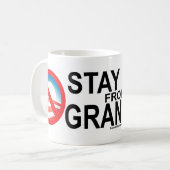 Blijf weg van mijn kleinkinderen met de standaard  koffiemok (Voorkant links)